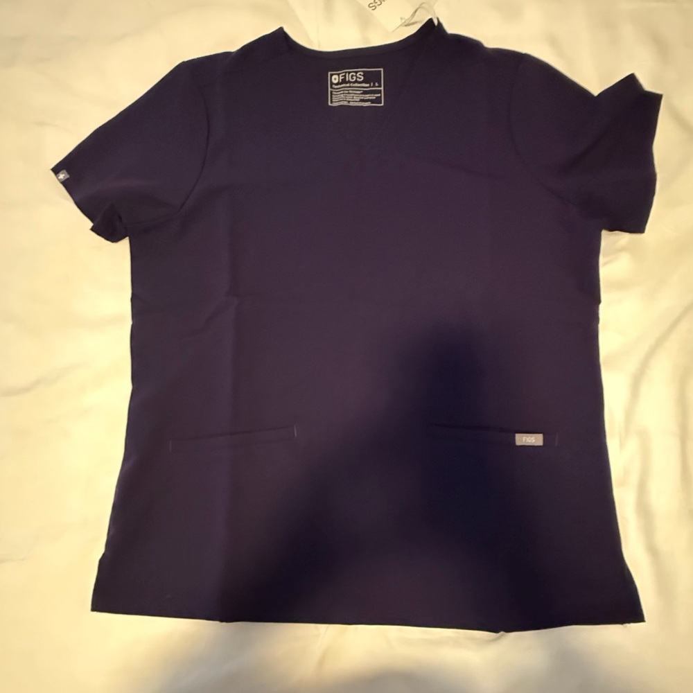 NWT FIGS Cana scrub top